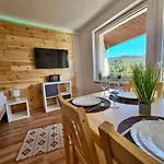 Naskarpie Jacuzzi Sauna Basen *