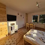Naskarpie Jacuzzi Sauna Basen Apartman
