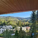Naskarpie Jacuzzi Sauna Basen