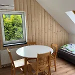 Naskarpie Jacuzzi Sauna Basen Apartman Wisła