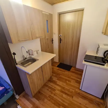 Naskarpie Jacuzzi Sauna Basen *