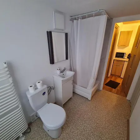 Naskarpie Jacuzzi Sauna Basen Apartman