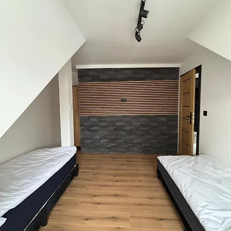 Naskarpie Jacuzzi Sauna Basen Apartamento Wisła