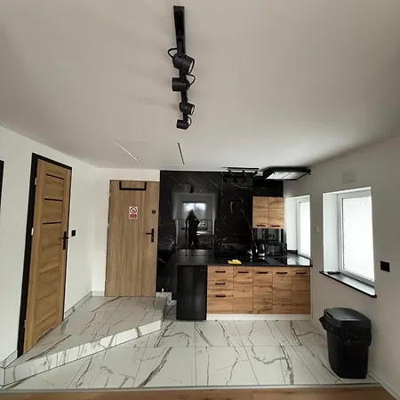 Naskarpie Jacuzzi Sauna Basen * Wisła