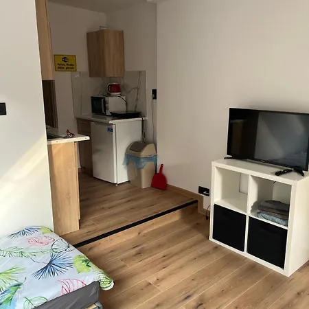 Apartmán Naskarpie Jacuzzi Sauna Basen Visla