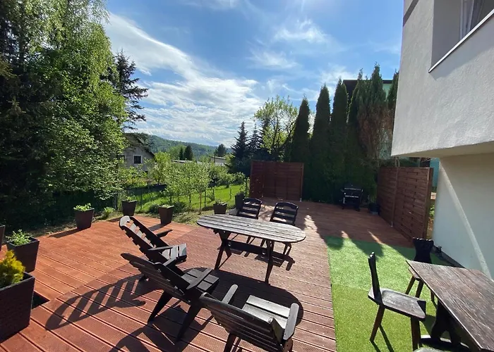 Naskarpie Jacuzzi Sauna Basen