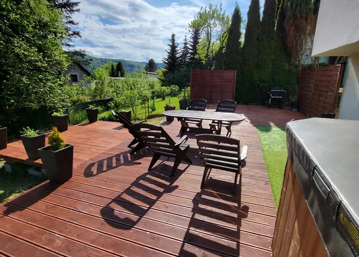 شقة Naskarpie Jacuzzi Sauna Basen فيسلا